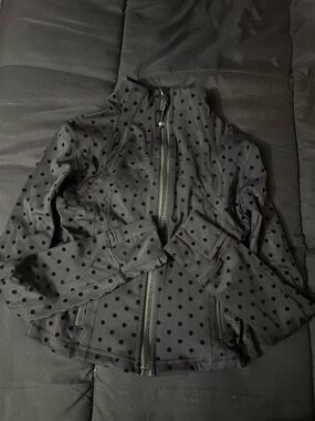 lululemon nulu Black Polka Dot Zip Jacket